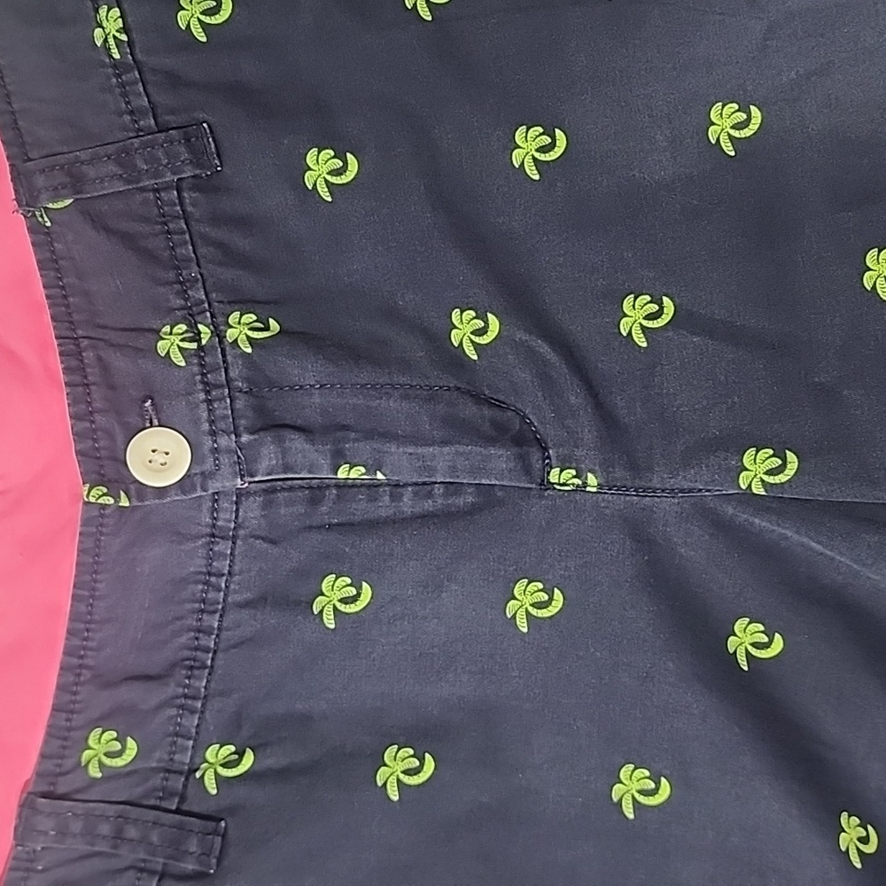 Lilly Pulitzer Palm Beach Fit Chino/ Bermuda Navy Blue Shorts. 10 - Picture 6 of 12